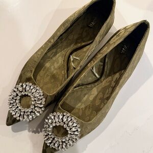 ZARA Elegant Olive Green Women's Flats with Crystal Embellishment 7.5